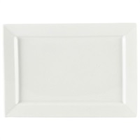 Click for a bigger picture.Genware Porcelain Rectangular Plate 24 x 17cm/9.5 x 6.75"